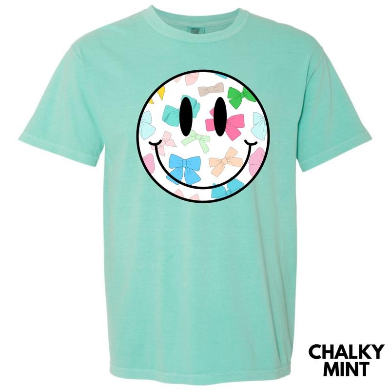 Bow Happy Face Comfort Colors T-Shirt 'NLB'