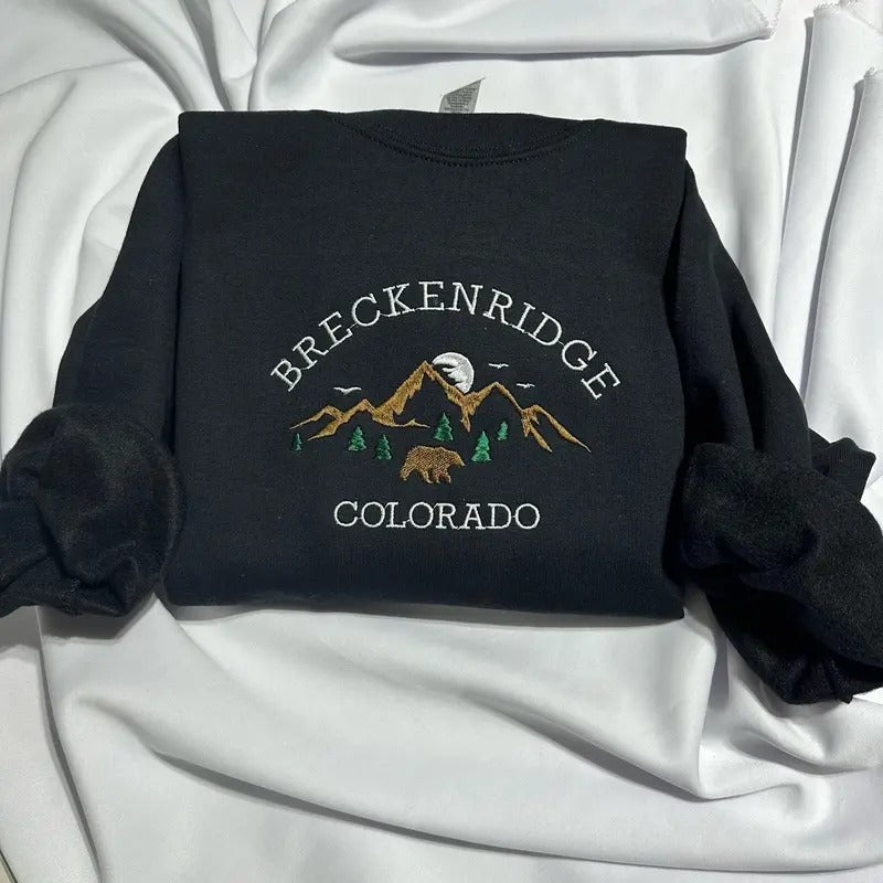 Breckenridge Colorado embroidered sweatshirt, Colorado National Park Sweatshirts, Breckenridge National Park crewneck; Breckenridge Sweater