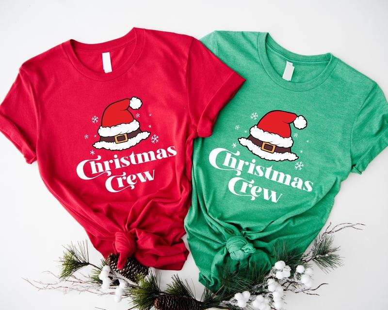 Christmas Cousin Shirt, Matching Family Christmas T-shirt, Cousins Gathering Winter Holiday Outfit, Santa Cousin Gift Tee.