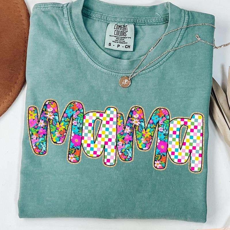 Comfort Colors Preppy Mama Floral T-Shirt, Retro Boho Floral Mama T-Shirt, Mama Shirt, Custom Preppy Mama Shirt, Mothers Day T-Shirt