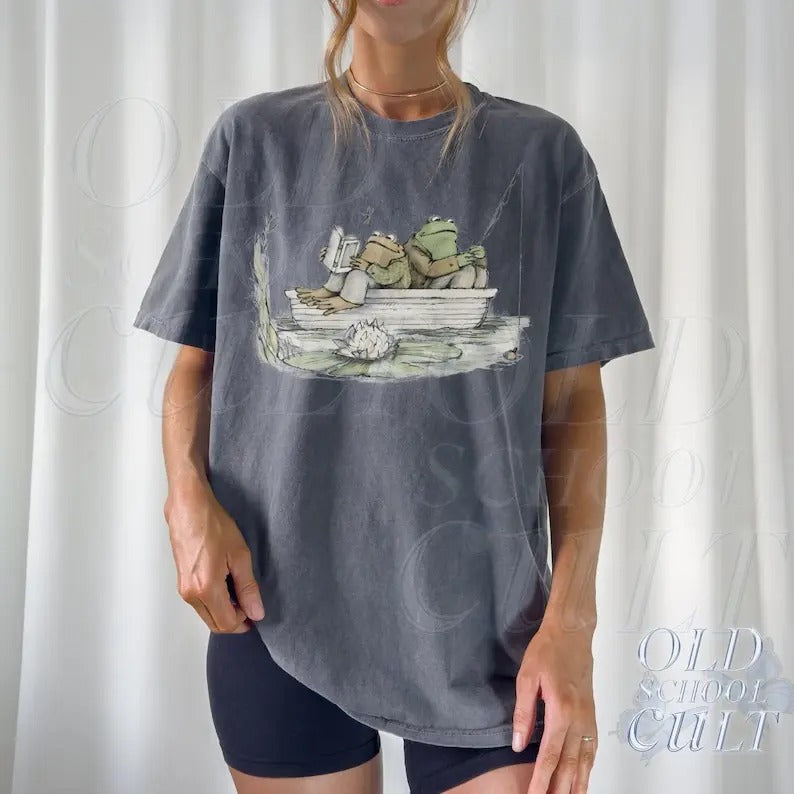 Frog 90s VintageShirt, Retro Toad Tee, Nature Shirt, 2000s Frog T-Shirt, Book Lovers Shirt, Oversize Cute Cotton Washed Tee