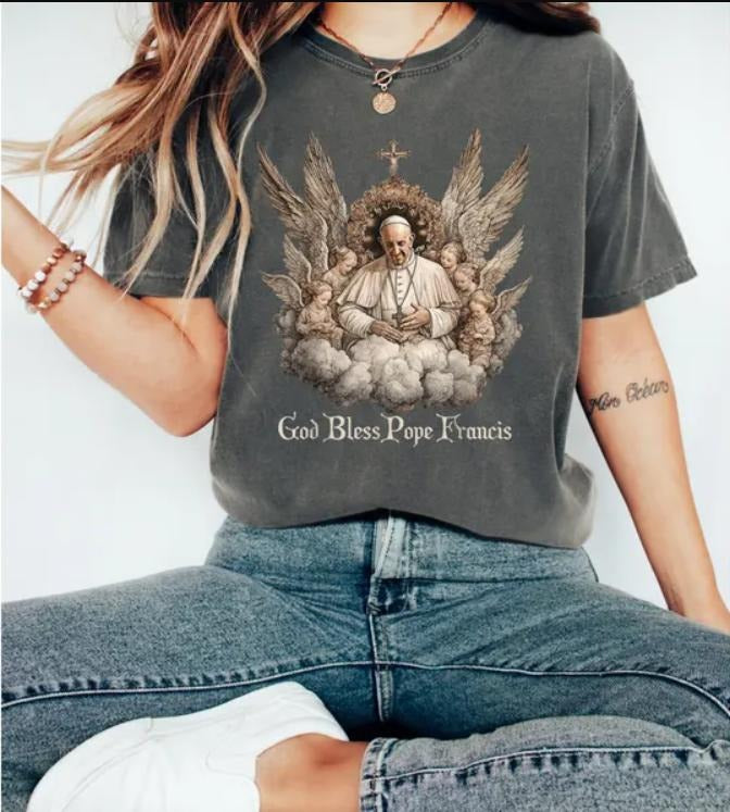 God Bless Pope Francis shirt, pope Francis T-shirt, Rest in Peace the Pope Shirt, RIP Pope Francis Shirt, Memorial Tribute T