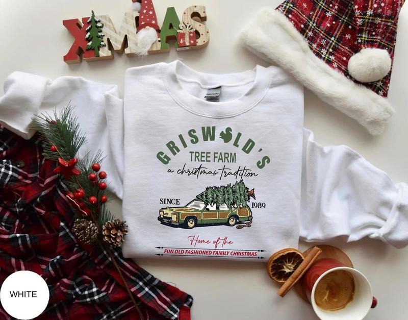 Griswolds Sweatshirt, Griswolds Tree Farm Shirt, Fun Old Fashioned Family Christmas, Christmas Sweatshirt, Cute Xmas Apparel, Griswold Tee Womenswear Clothing