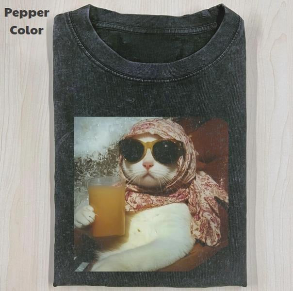 Just A Chill Girl Vintage Graphic Tee, Calm And Collected Cat T-Shirt, Funny Kitten Animal Shirt, Unisex Meme Cringe Funny Shirt, Menswear Womenswear Streetwear Cotton Comfort