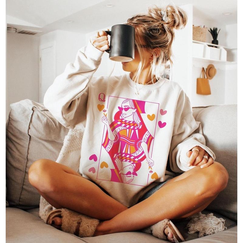 Queen Sweatshirt, Playing Card, Hearts Crewneck, Queen Sweater, Playing Cards, Heart, Valentines Day, Trendy Sweatshirts, Cute Valentinestyle{n002}2