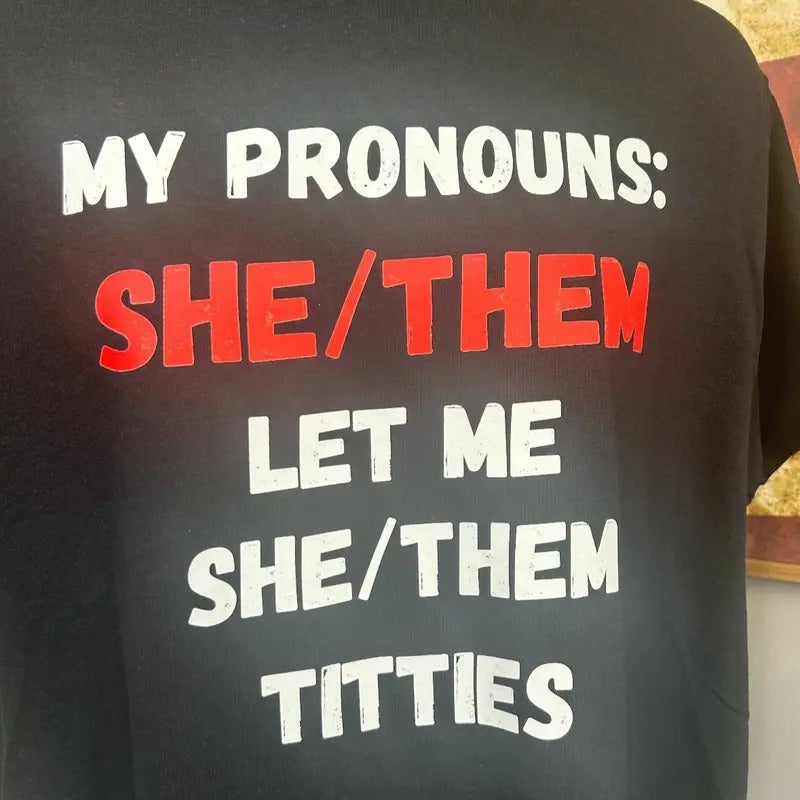 My Pronouns She/Them T-Shirt Top - Breathable and Stylish Men's Tee