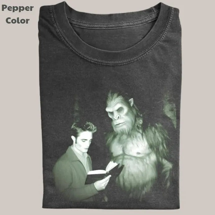 Twilight Vintage Tee, Edward Cullen x Bigfoot T-Shirt, Movie Graphic Tee, Unisex Meme Cringe Funny Dumb Shirts, Menswear Womenswear Streetwear