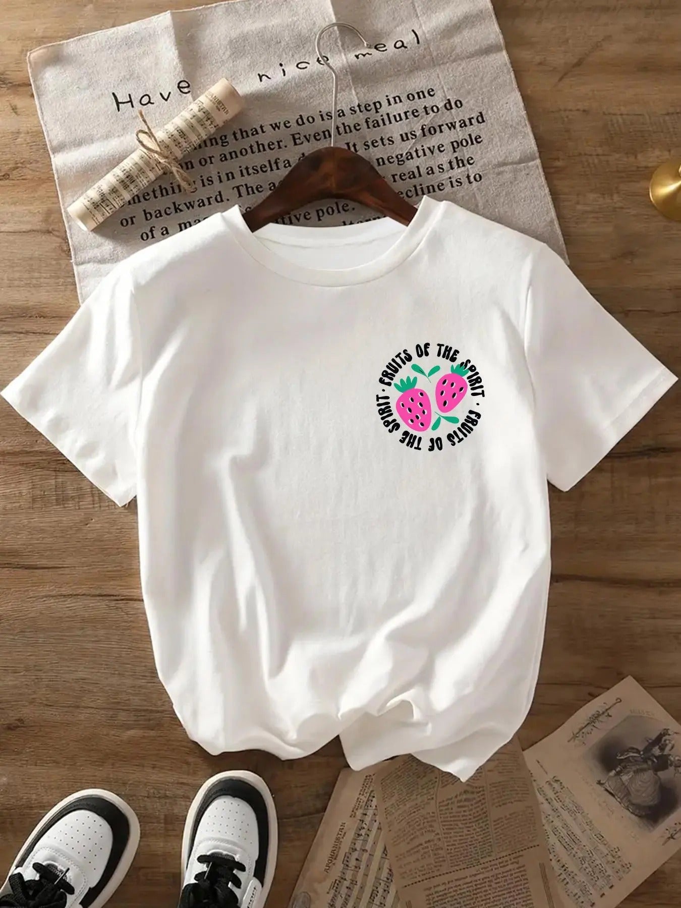 Women's Fruits & Letter Print Round Neck Tee, Trendy Short Sleeve Crew Neck T-Shirt for Daily Wear, Ladies Clothes for All Seasons