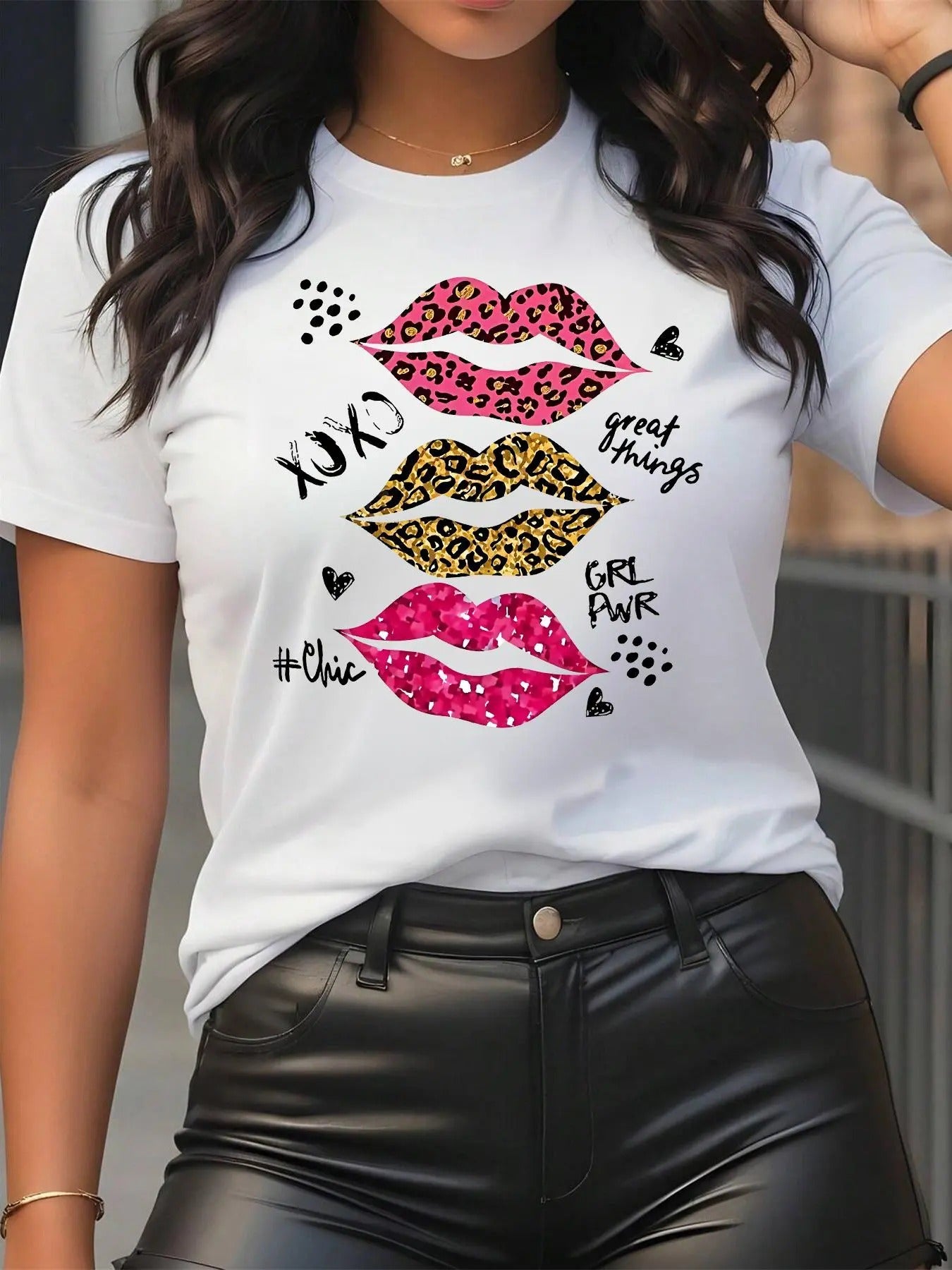 Women's Leopard Lip & Letter Print Round Neck Tee, Fashion Casual Short Sleeve T-shirt for Daily Wear, Ladies Summer Clothes