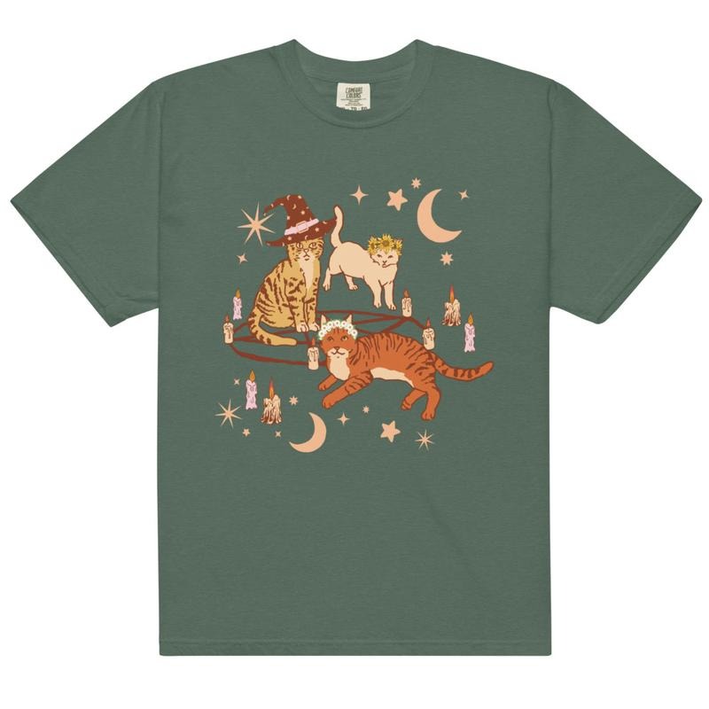 Womens Halloween Cat Shirt, Witchy Cats Shirt, Cats Shirt, Cat Mom, Comfort Colors Halloween Shirt, Casual Shirt Unisex, Halloween Clothing, Graphic Halloween Apparel, Casual Cotton T-shirt, Unisex Ha