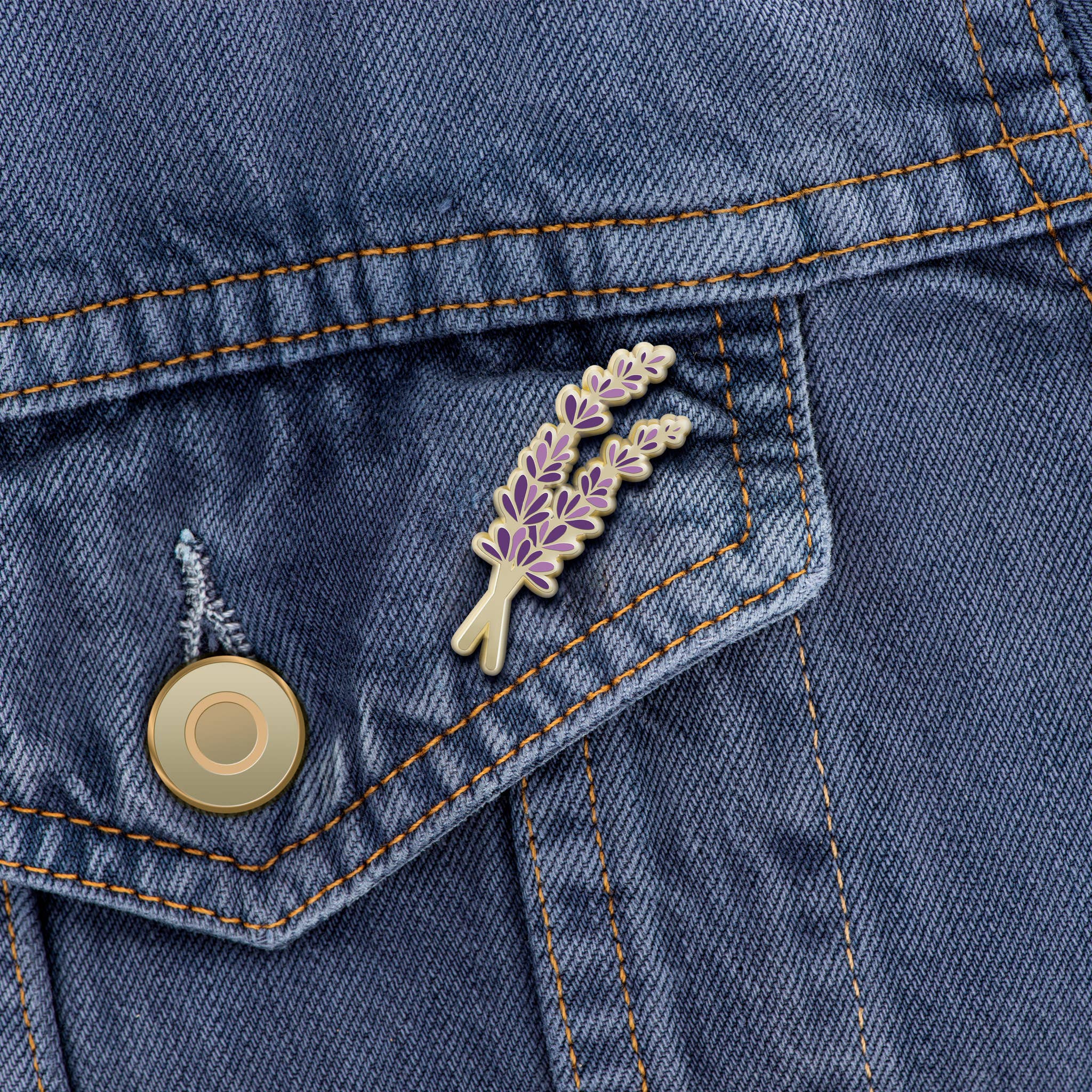 Lavender Flower Enamel Pin | Wedding Lapel Pin
