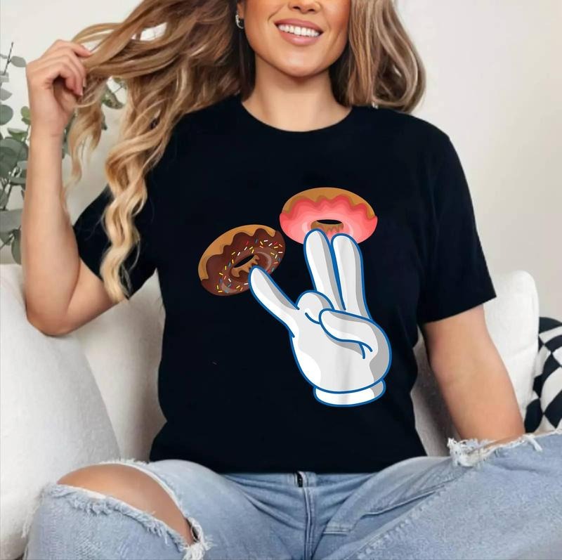 2 In The Pink 1 In the Stink Dirty Humor T-Shirt , Cotton, Crewneck, Top Womenswear Hoodie, Sweatshirt | DripVista.com
