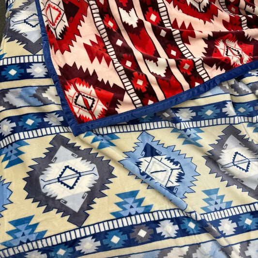 2-Ply Reversible Midnight Navy and Burgundy Horizon Oversized Blanket