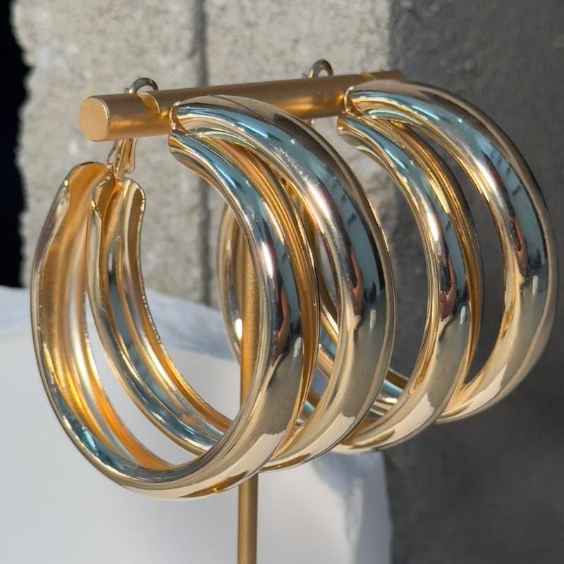 2 to Tango Layer Hoop Earrings - Simple Design Gold-Tone Fashion Accessory T-Shirts, Hoodie, Sweatshirt | DripVista.com