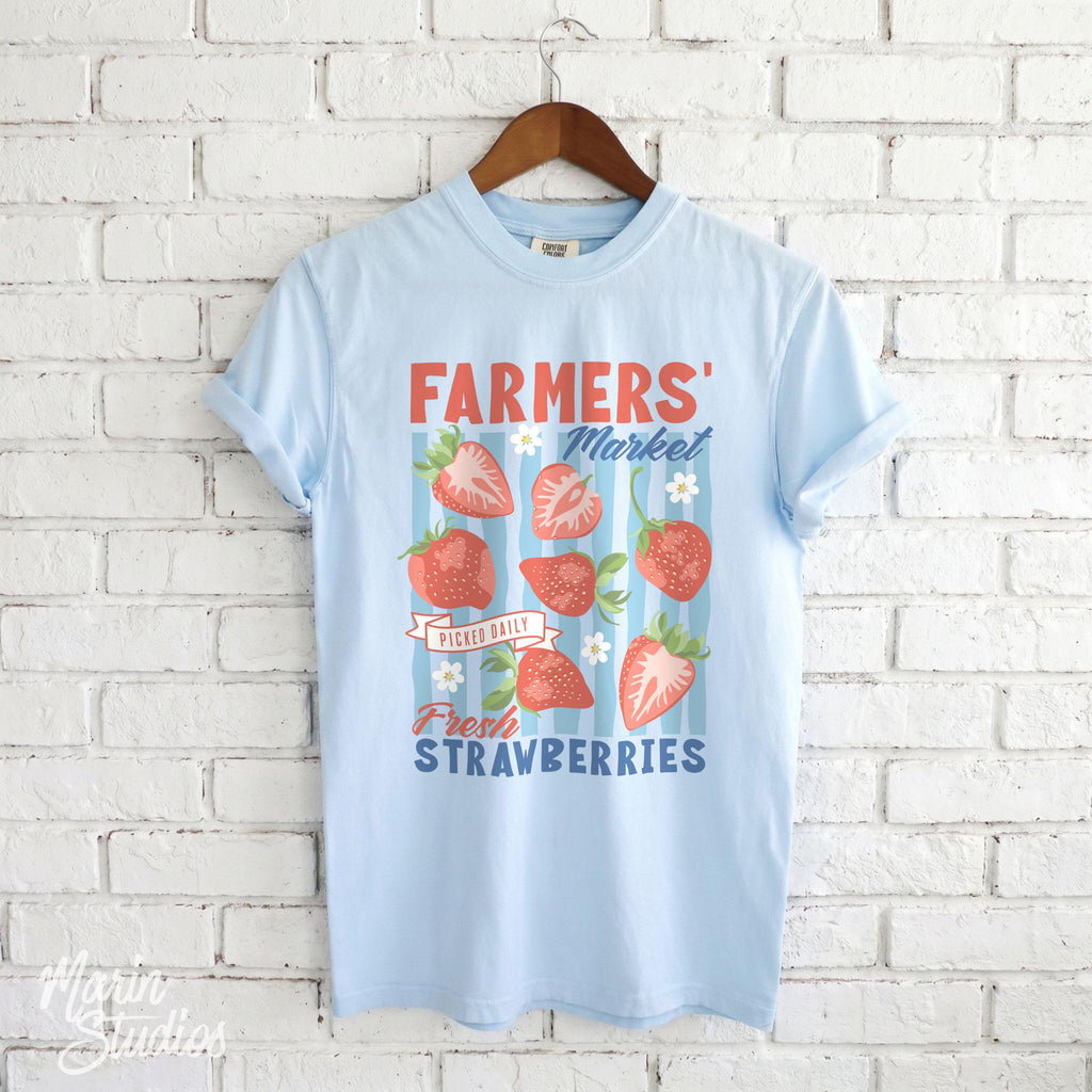 Farmers Market Strawberry Vintage Fruit Summer Foodie Unisex T-shirt, Sweatshirt, Hoodie (5)