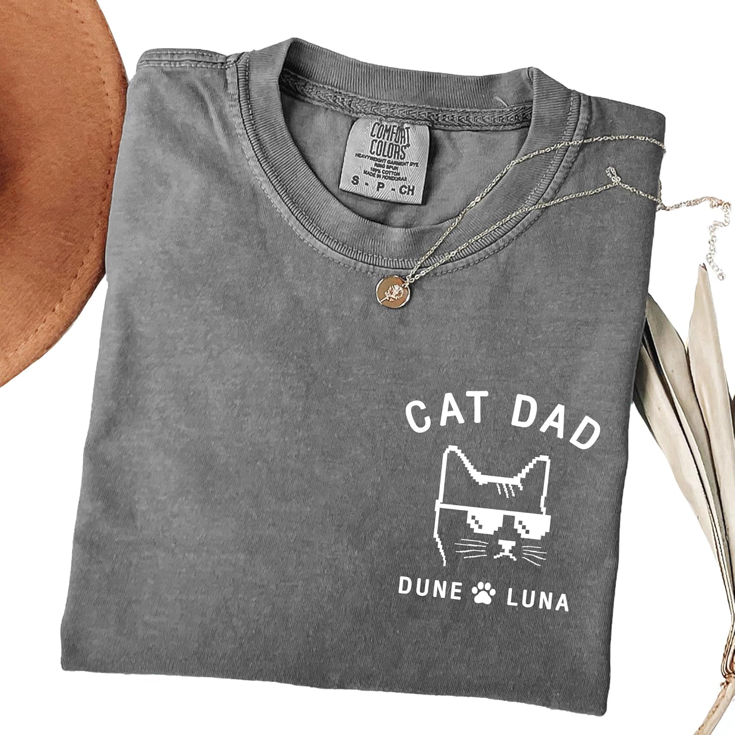 Custom Cat Dad Shirt - Personalized Cat Dad Gifts, Cute T-Shirt for Cat Lovers, Gift for Boyfriend Husband