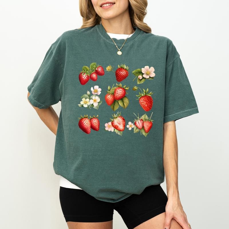 90s Style Vintage Strawberry Tee, Cottagecore Strawberries Graphic T-shirt, Vintage Fruit Unhinged Shirt, Strawberry...