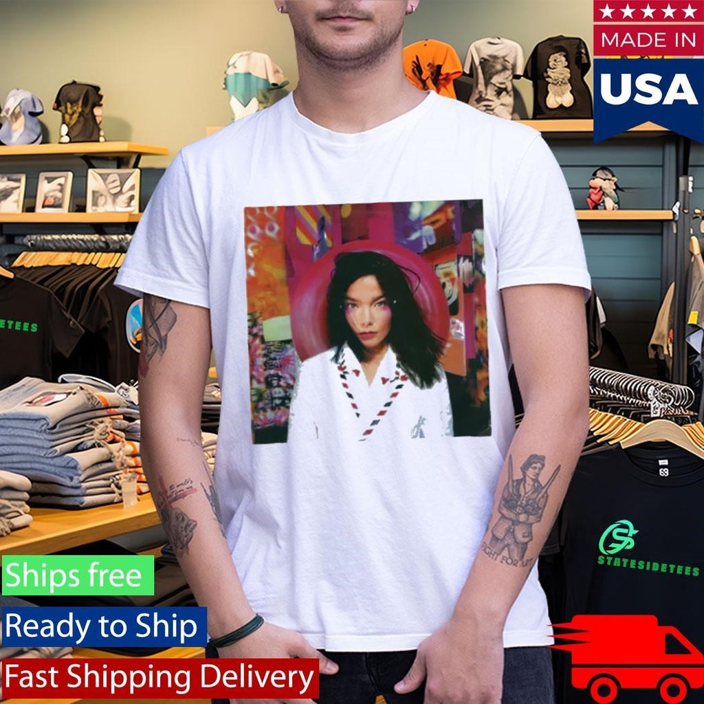Anne Hathaway Björk Shirt