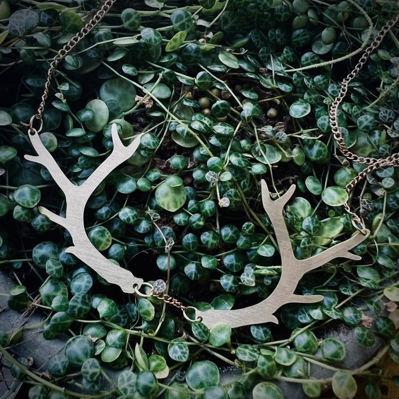 Antler Brass Necklace (version 1.0) T-Shirts, Hoodie, Sweatshirt | DripVista.com