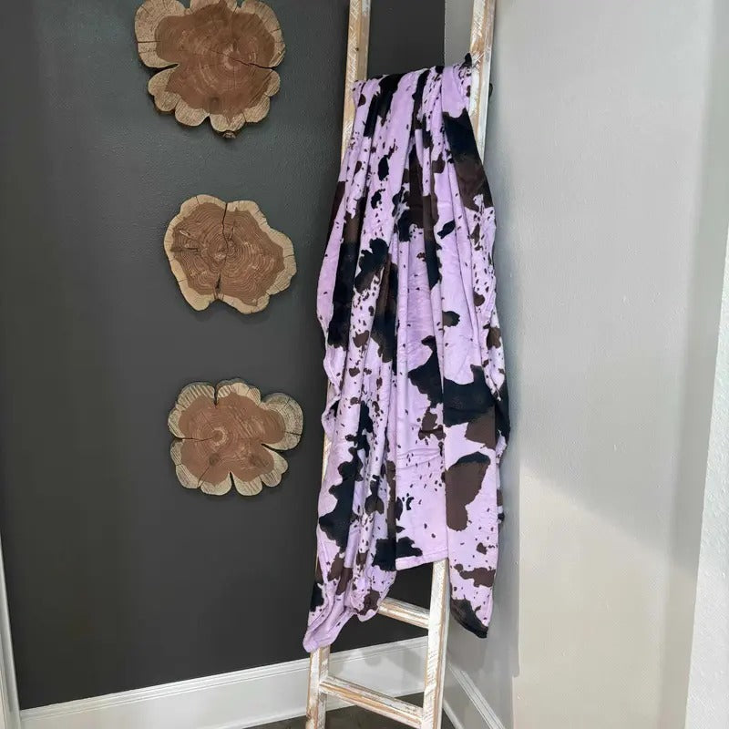 Azalea Lightweight Throw Blanket 72"x80"