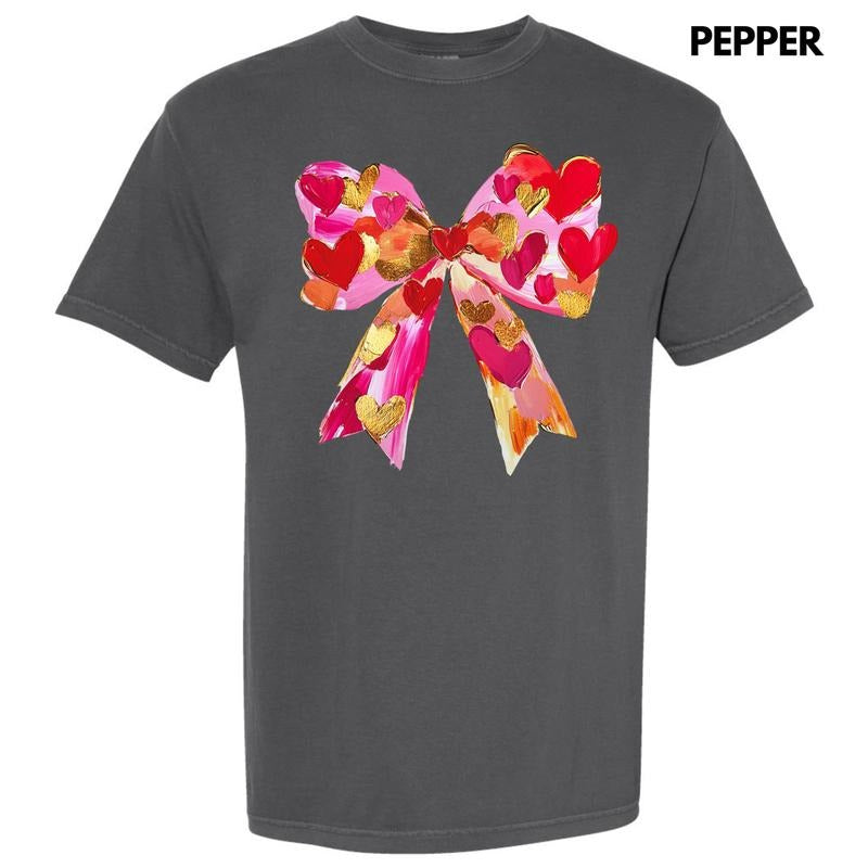 Big Hearts Bow Comfort Colors T-Shirt 'NLB'