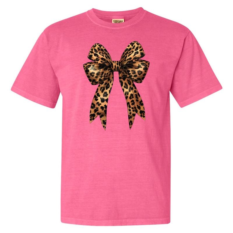 Big Leopard Bow Comfort Colors T-Shirt 'NLB'