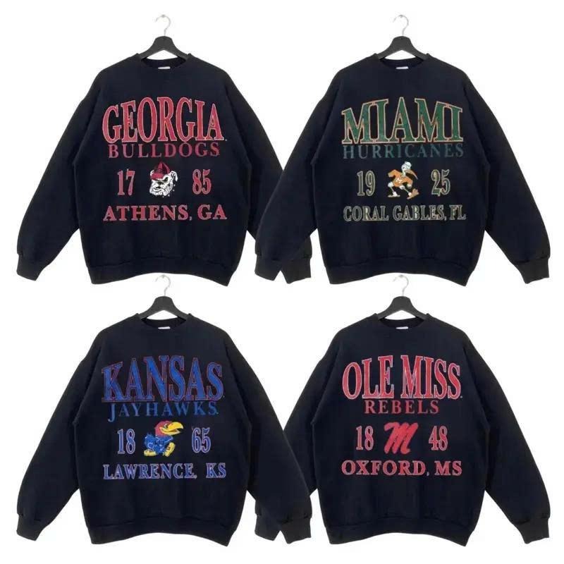 Black Crewneck Sweatshirt Vintage Spiky hair fighters Spiky hair fighters Spiky hair fighters Teams Graphic, Retro...