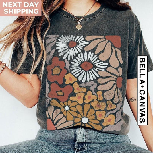 Boho Wildflowers, Flowers Shirt, Womens Graphic Tee, Floral Shirt, Nature Lover Gift, Botanical Shirt, Garment Dyed, Cottagecore Shirt