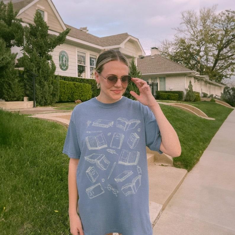 Bookish Shirt | Simple Minimalist Book Lover Shirt, Light Dark Academia, Reading Lover Book Worm BookTok Gift For Teacher Her