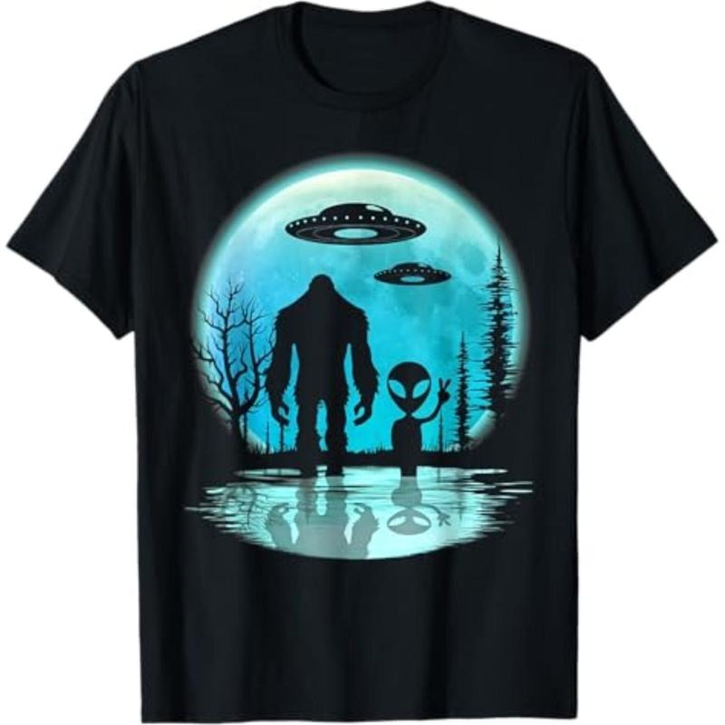 Casual T-shirt Alien Gunpla brand Bigfoot Moon T-Shirt Graphic Graphic Tees style 02 Hoodie, Sweatshirt | DripVista.com