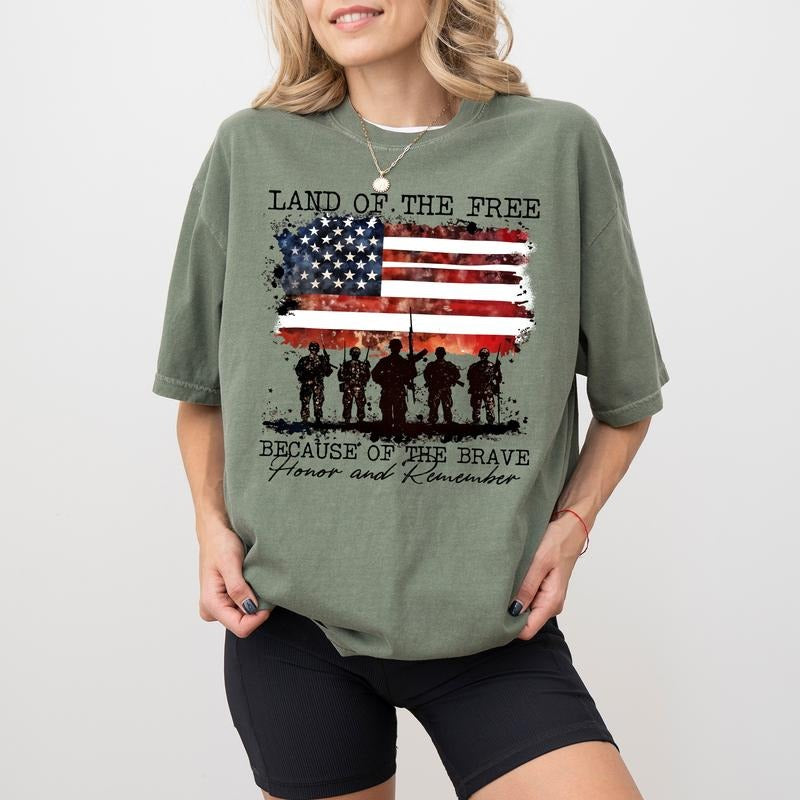 ChicCotton America Land Of The Free Because Of The Brave Comfort Colors Shirt, Retro 4th Of July T-shirt, Vintage...