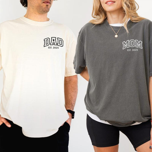 ChicCotton Custom Mom Dad Comfort Colors Shirt, Personalized Mama & Dadda T-shirt, Matching Parents Graphic Tee, Pregnancy Announcement Clothing