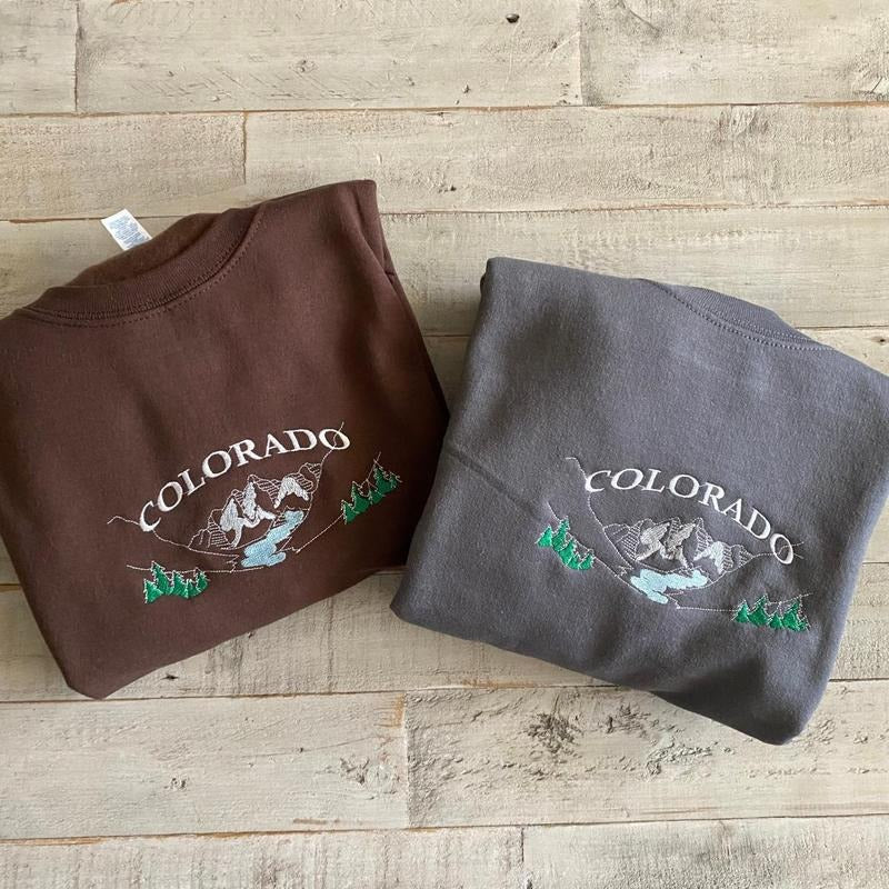 Colorado Embroidered Sweatshirt, Hoodie Colorado sweatshirt, Colorado Mountain Sweatshirt, Classic Fashion, Timeless...