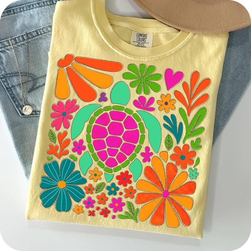 Comfort Colors Boho Floral Turtle T-Shirt, Summer Vibes Shirt, Flower Girly Summer T-Shirt, Summer Ocean Turtle Shirt, Seashell Clam Turtle Shirt