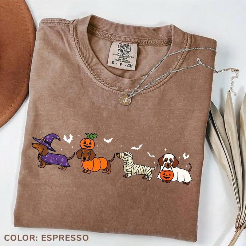 Comfort Colors Halloween Dachshund Trick or Treat Tee, Witch Pumpkin Ghost Weenie Dog T-Shirt, Spooky Season Retro Graphic Tee for Dog Lovers