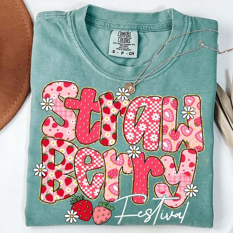 Comfort Colors Preppy Strawberry Festival Shirt, Preppy Strawberries T-Shirt, Strawberry Festival Shirt, Summer Strawberry T-Shirt, Floral Shirt