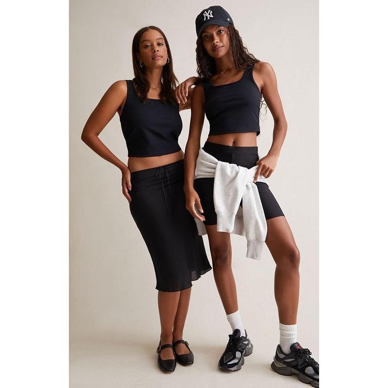 Contour Women's Sculpting Sylvie Impact Active Tank Top T-Shirts, Hoodie, Sweatshirt | DripVista.com