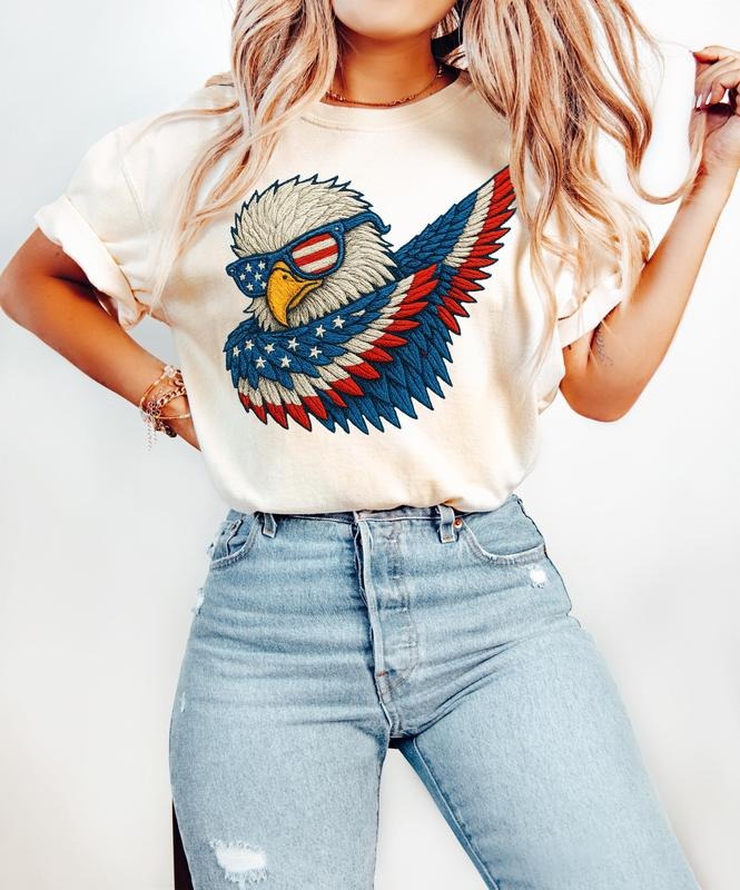 Cool Eagle with Glasses 4th of July T-Shirt, American Flag, USA T-Shirt, Retro 4th of July T-Shirt, Trendy Summer, Patriotic Shirts