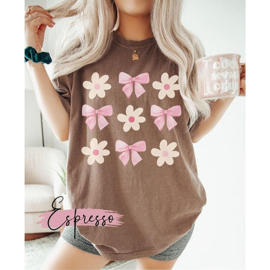 Coquette Daisy Tshirt Comfort Colors Shirt Oversized Coquette Bowknot Shirt Trendy Shirt For Mom Daisies Gift For Friend Cute Summer Tshirt