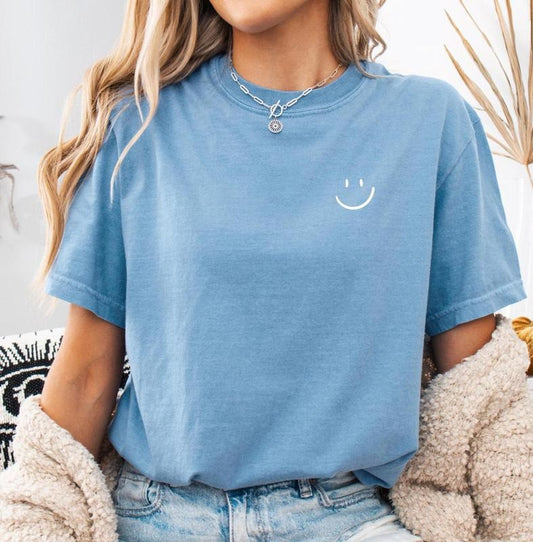 Cute Smiley T Shirt Comfort colors Oversized Soft Cozy Smile Tee Cotton Fabric Top Traditional