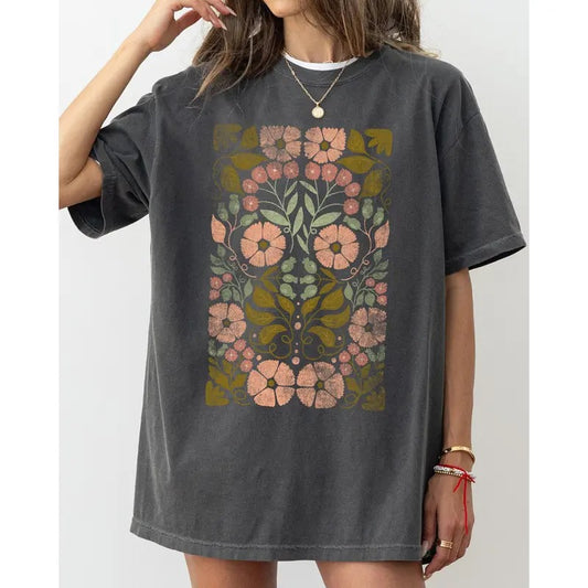 Fall Folk Art Flowers, Botanical, Simplicity, Autumn, Thanksgiving, Halloween, Floral Shirt, Women's Comfort Color Tee, Tshirt