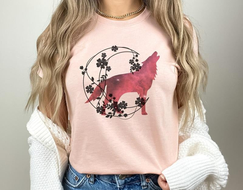 Father's Day Gifts Floral Moon Wolf T Shirt Hoodie Sweater Howling Wolf Floral Wolf Wolf Lover Gift Animal Lover Top Mystical Wolf T-shirt Wolf Girl Wolf Dad Mom Tee