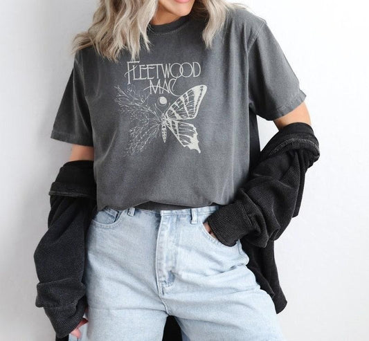Fleetwood Mac Retro T-Shirt, Men's Women's Sizes, Music Tour Shirt, Graphic Tees For Fan Men Women, Full Sizes, Full Colors, Unisex T-shirt for Men and Women, Classic Menswear, Womenswear