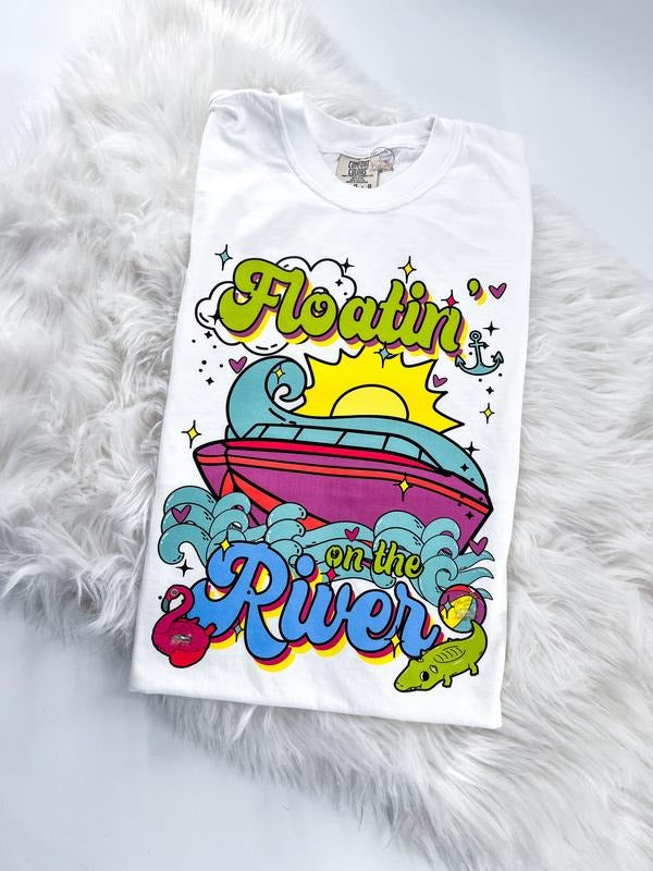 Floatin on the river Retro Boat Summer Tshirt in Multiple colors Comfy Unisex T-Shirt Oversized Womenswear