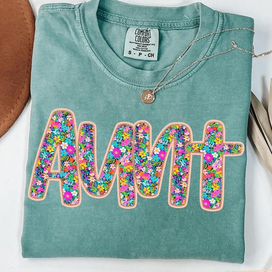 Floral Mama T- Shirt, Preppy Mama T- Shirt, Mama Flower T- Shirt, Retro Mama T- Shirt Comfort Colors