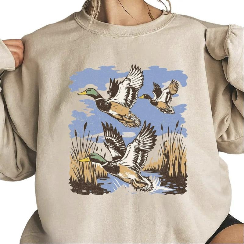 Flying Mallard Ducks Sweatshirt Waterfowl Hunting Duck Hunting T-shirt Wildlife Hunting Lodge, Vintage Graphic Hoodie...