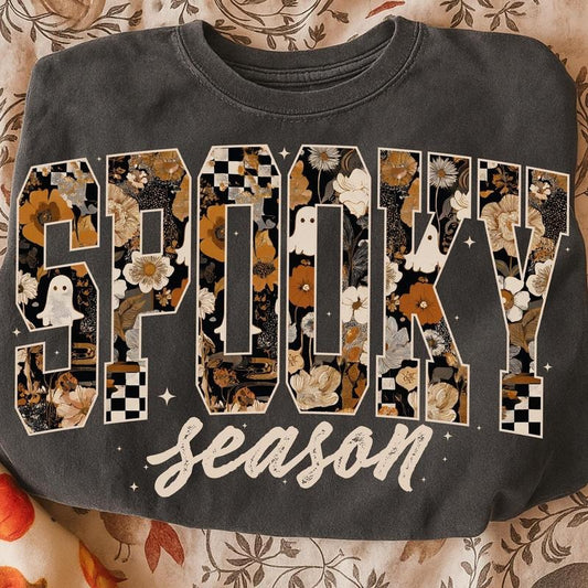 Foral Ghost Farm Fresh Spooky Season Fall Pumpkin Shirt Sweatshirt, Retro Spooky Vibes Shirt, Pumpkin Spooky Mama Shirt, Halloween 2025 shirt