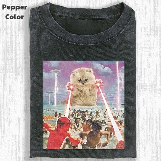Funny Animal Vintage Graphic Tee, Cat Attack People T-Shirt, Animal Shirt, Unisex Meme Cringe Funny Shirt, Menswear Womenswear Streetwear Cotton Comfort