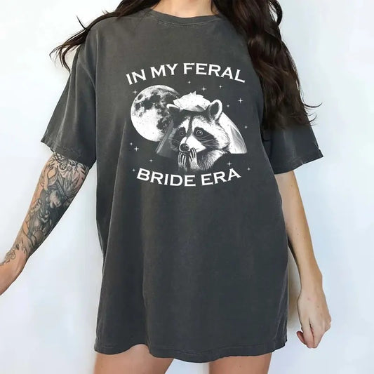 Funny Raccoon Bride Shirt Comfort Colors, Vintage 90s Y2K Bride Tee, In My Feral Bride Era Shirt, Feral Raccoon Bride T-shirt, Bridal Meme Tshirt, Gift for Bride to Be, Unhinged Casual Womenswear, Oversized Women's Tops, Comfy Cotton Fabric Fit Chic Style