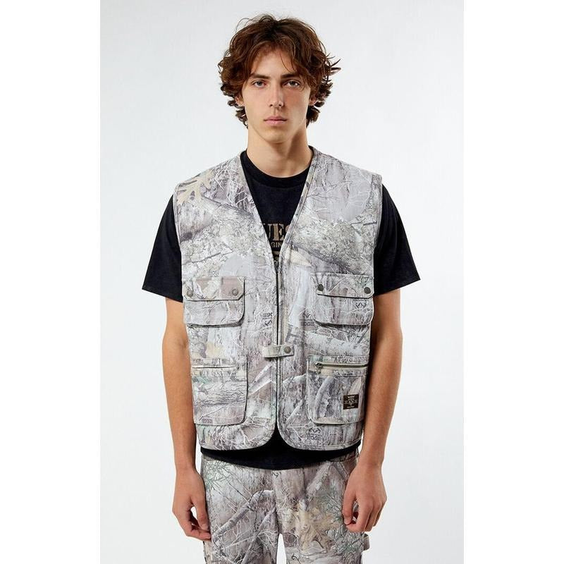 GUESS Originals Men's x RealTree Tactical Vest T-Shirts, Hoodie, Sweatshirt | DripVista.com